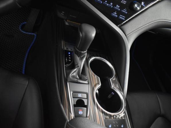 Toyota Camry VIII (XV70) с пробегом 2019 года, цена 2 489 000 рублей, 140906 км, седан, Автокод Объявления