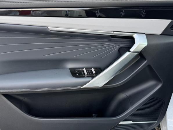 Geely Atlas II с пробегом 2023 года, цена 2 850 000 рублей, 35752 км, внедорожник, Автокод Объявления