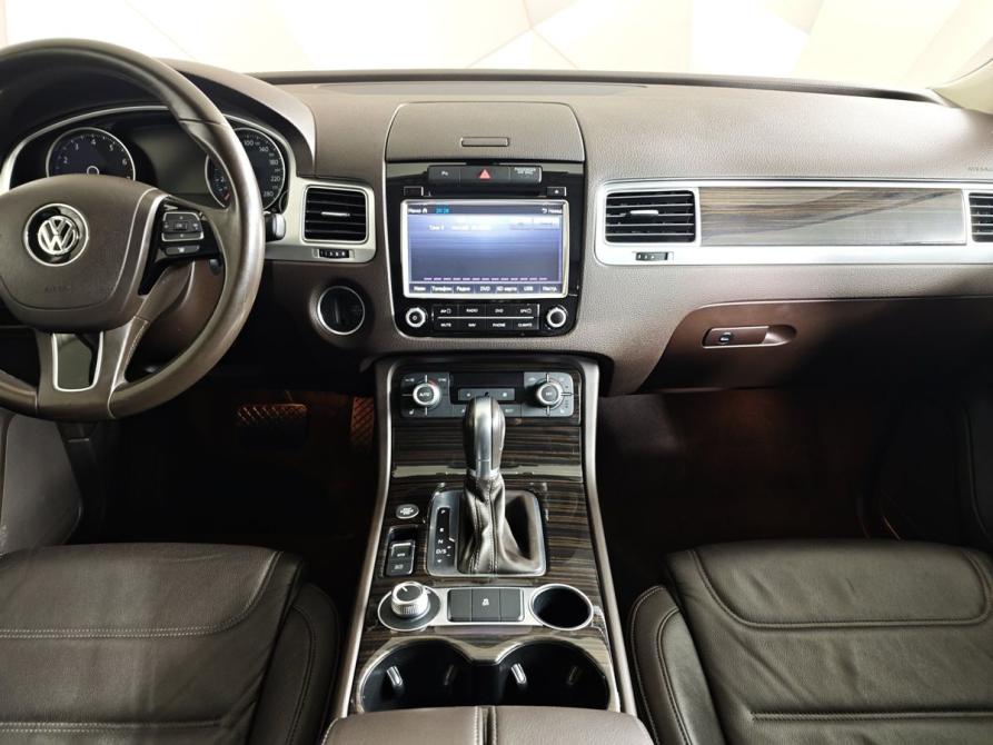 Volkswagen Touareg II Рестайлинг Москва  - изображение 15
