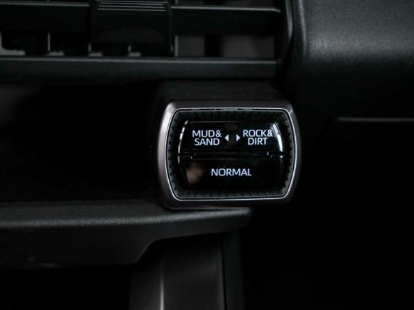 Toyota RAV4 VI (XA60) с пробегом 2025 года, цена 4 070 000 рублей, 40 км, внедорожник, Автокод Объявления