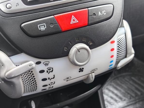 Peugeot 107 I Рестайлинг 2 с пробегом 2012 года, цена 360 000 рублей, 132000 км, хэтчбек, Автокод Объявления