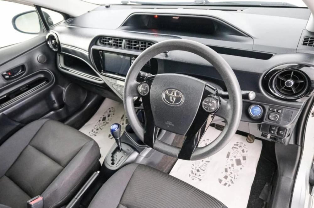 Toyota Aqua I Рестайлинг Красноярск  - изображение 9