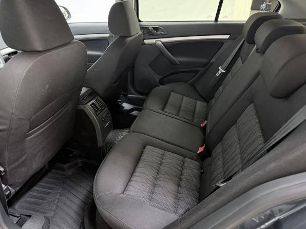 Skoda Octavia II (A5) Рестайлинг с пробегом 2011 года, цена 1 270 000 рублей, 149008 км, лифтбек, Автокод Объявления