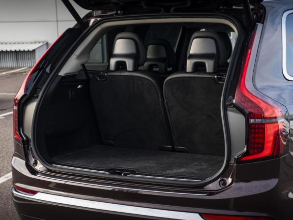 Volvo XC90 II Рестайлинг 2 с пробегом 2025 года, цена 9 490 000 рублей, 957 км, внедорожник, Автокод Объявления