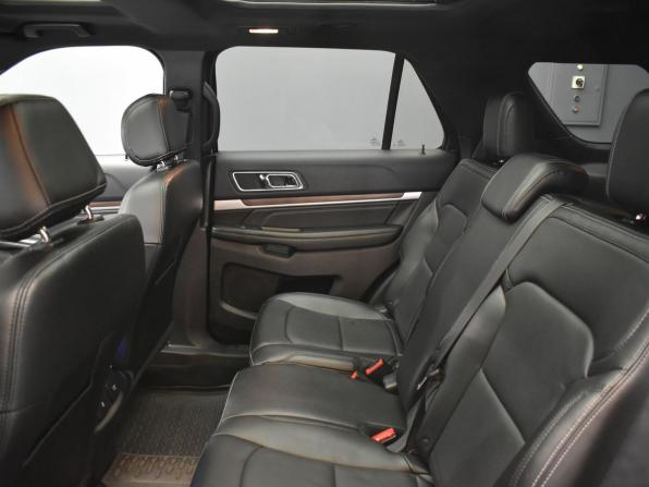 Ford Explorer V Рестайлинг с пробегом 2016 года, цена 2 370 000 рублей, 187683 км, внедорожник, Автокод Объявления