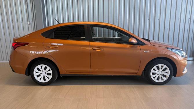 Hyundai Solaris II с пробегом 2017 года, цена 1 149 000 рублей, 141000 км, седан, Автокод Объявления