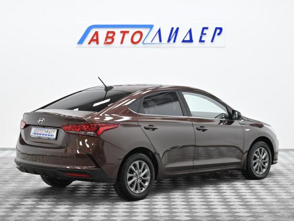 Hyundai Solaris II Рестайлинг с пробегом 2021 года, цена 859 000 рублей, 52000 км, седан, Автокод Объявления