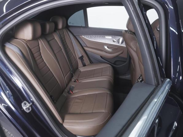 Mercedes-Benz E-Класс V (W213 S213 C238) Рестайлинг с пробегом 2022 года, цена 6 999 000 рублей, 56036 км, седан, Автокод Объявления