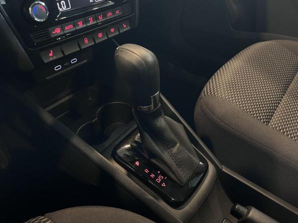 Volkswagen Polo VI с пробегом 2022 года, цена 1 679 000 рублей, 80453 км, лифтбек, Автокод Объявления
