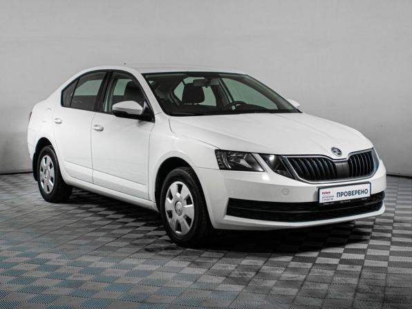 Skoda Octavia III (A7) Рестайлинг с пробегом 2017 года, цена 1 137 000 рублей, 209207 км, лифтбек, Автокод Объявления