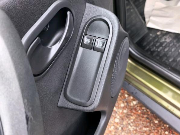 Renault Duster I Рестайлинг с пробегом 2016 года, цена 900 000 рублей, 120897 км, внедорожник, Автокод Объявления
