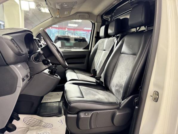 Peugeot Expert III с пробегом 2018 года, цена 2 450 000 рублей, 181517 км, фургон, Автокод Объявления