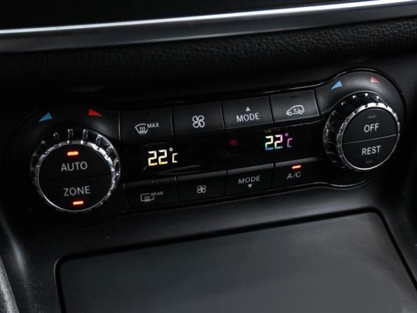 Mercedes-Benz GLA I (X156) с пробегом 2015 года, цена 2 124 000 рублей, 146004 км, внедорожник, Автокод Объявления