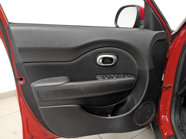 Kia Soul II Рестайлинг с пробегом 2018 года, цена 1 485 000 рублей, 142221 км, хэтчбек, Автокод Объявления