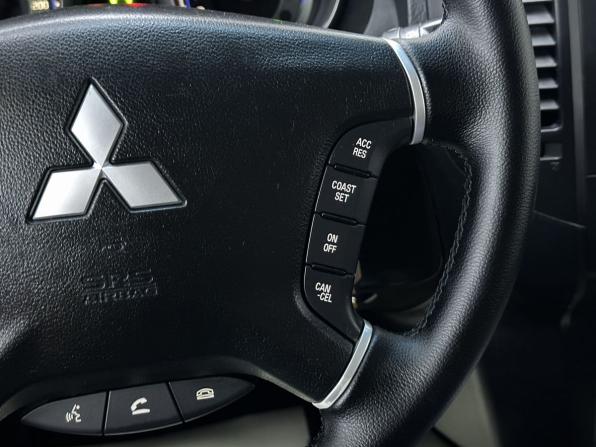 Mitsubishi Pajero IV Рестайлинг 1 с пробегом 2011 года, цена 1 899 000 рублей, 159534 км, внедорожник, Автокод Объявления