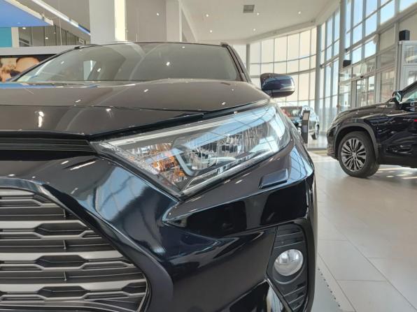 Toyota RAV4 V (XA50) с пробегом 2020 года, цена 3 388 000 рублей, 93882 км, внедорожник, Автокод Объявления