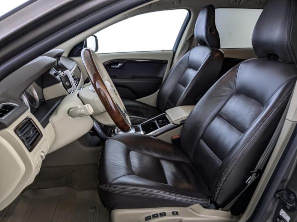 Volvo XC70 II с пробегом 2011 года, цена 1 900 000 рублей, 232618 км, универсал, Автокод Объявления