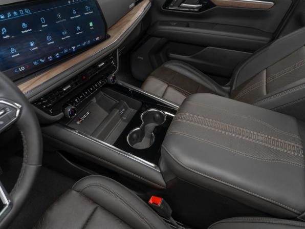 Chevrolet Tahoe V Рестайлинг с пробегом 2025 года, цена 14 900 000 рублей, 65 км, внедорожник, Автокод Объявления