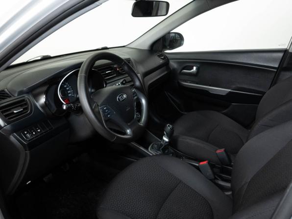 Kia Rio III Рестайлинг с пробегом 2016 года, цена 908 000 рублей, 147922 км, хэтчбек, Автокод Объявления