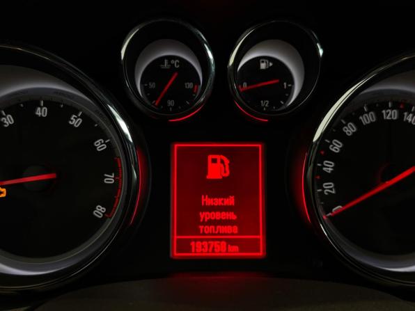 Opel Astra J Рестайлинг с пробегом 2013 года, цена 735 000 рублей, 193741 км, универсал, Автокод Объявления