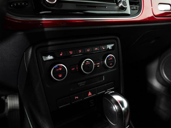 Volkswagen Beetle II (A5) с пробегом 2013 года, цена 1 249 700 рублей, 143418 км, хэтчбек, Автокод Объявления