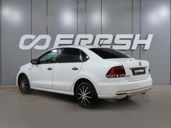 Volkswagen Polo V Рестайлинг с пробегом 2015 года, цена 979 000 рублей, 112868 км, седан, Автокод Объявления