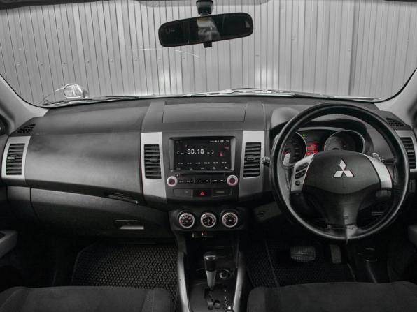 Mitsubishi Outlander II с пробегом 2005 года, цена 880 000 рублей, 225527 км, внедорожник, Автокод Объявления