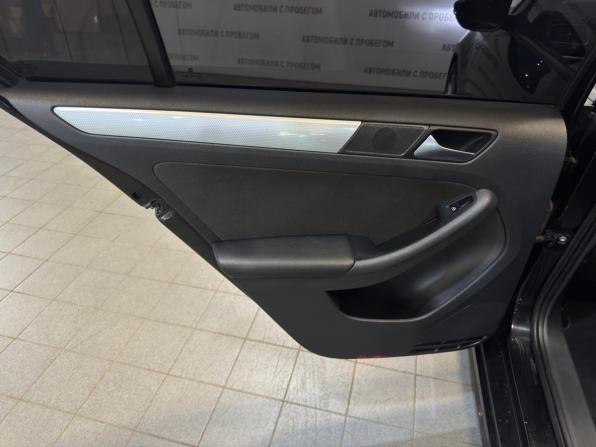 Volkswagen Jetta VI с пробегом 2013 года, цена 719 000 рублей, 220476 км, седан, Автокод Объявления