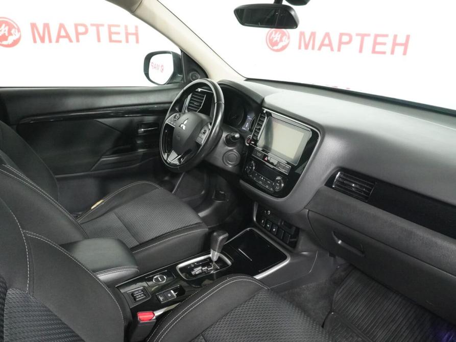 Mitsubishi Outlander III Рестайлинг 3 Вологда  - изображение 10