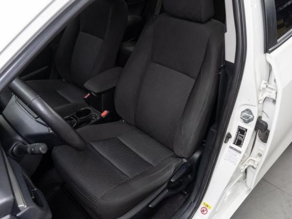 Toyota Corolla XI (E160 E170 E180) с пробегом 2013 года, цена 1 200 000 рублей, 124030 км, седан, Автокод Объявления