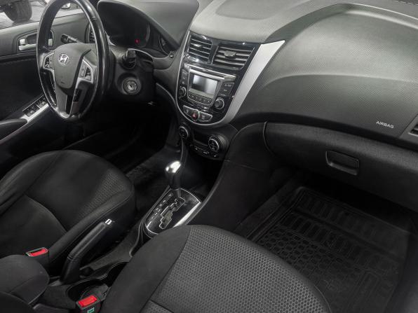 Hyundai Solaris I с пробегом 2014 года, цена 1 019 900 рублей, 111500 км, хэтчбек, Автокод Объявления