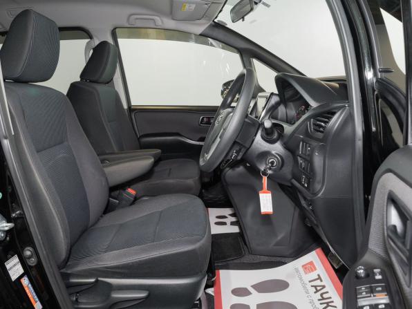 Toyota Noah III (R80) с пробегом 2017 года, цена 2 290 000 рублей, 101511 км, минивэн, Автокод Объявления