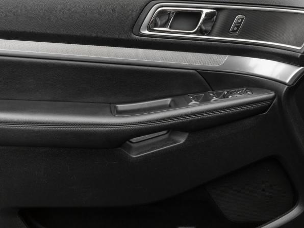 Ford Explorer V Рестайлинг 2 с пробегом 2017 года, цена 2 950 000 рублей, 130924 км, внедорожник, Автокод Объявления