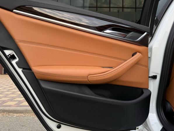 BMW 5 серии VII (G30/G31/G38) Рестайлинг с пробегом 2021 года, цена 4 800 000 рублей, 45496 км, седан, Автокод Объявления