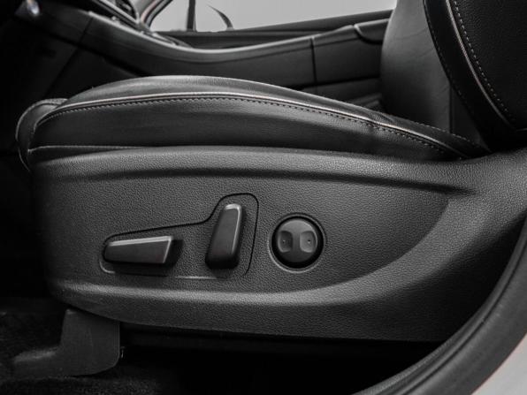 Hyundai Santa Fe IV Рестайлинг с пробегом 2021 года, цена 3 399 000 рублей, 94735 км, внедорожник, Автокод Объявления