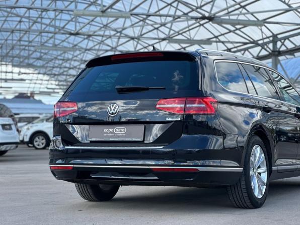 Volkswagen Passat B8 с пробегом 2018 года, цена 1 904 000 рублей, 144088 км, универсал, Автокод Объявления