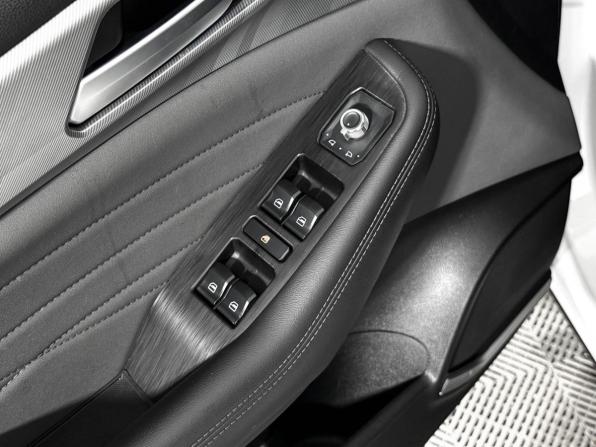 Haval F7x I Рестайлинг с пробегом 2023 года, цена 1 825 000 рублей, 67500 км, внедорожник, Автокод Объявления
