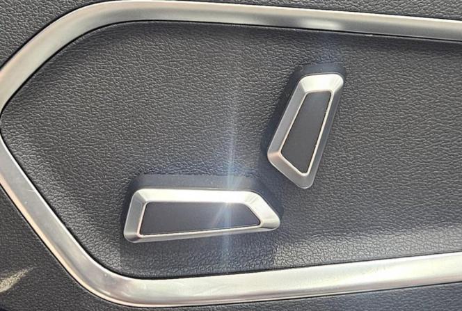 Geely Atlas Pro с пробегом 2022 года, цена 2 035 000 рублей, 50681 км, внедорожник, Автокод Объявления