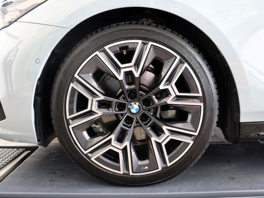 BMW 5 серии VIII (G60/G61/G68) Калининград  - изображение 8