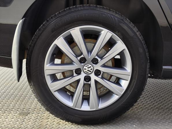 Volkswagen Polo V Рестайлинг с пробегом 2019 года, цена 1 400 000 рублей, 93870 км, седан, Автокод Объявления