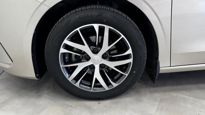 Geely Emgrand II с пробегом 2023 года, цена 1 619 000 рублей, 40000 км, седан, Автокод Объявления