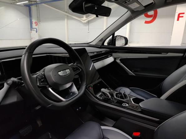 Geely Atlas II с пробегом 2023 года, цена 2 356 000 рублей, 91780 км, внедорожник, Автокод Объявления