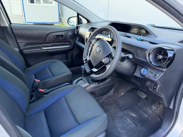 Toyota Aqua I Рестайлинг 2 с пробегом 2018 года, цена 1 090 000 рублей, 115082 км, хэтчбек, Автокод Объявления