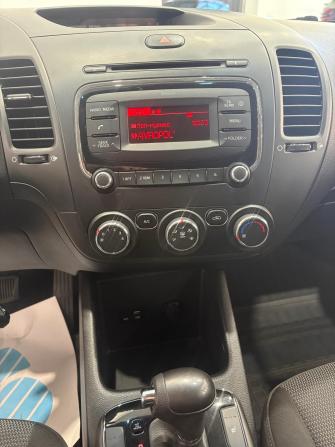Kia Cerato III Рестайлинг (Classic) с пробегом 2019 года, цена 1 399 000 рублей, 160300 км, седан, Автокод Объявления