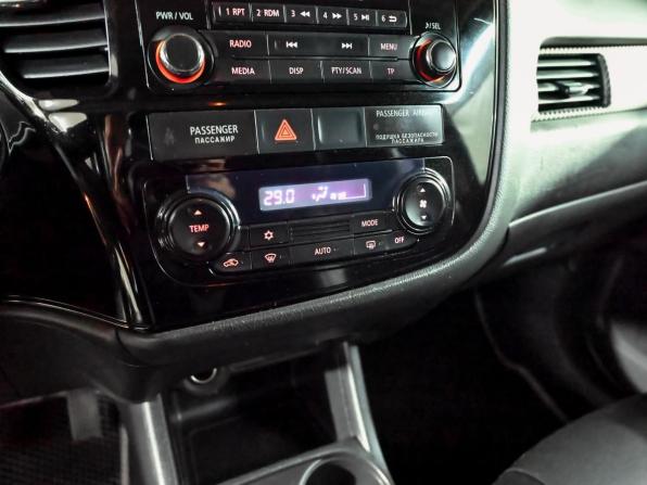 Mitsubishi Outlander III Рестайлинг с пробегом 2014 года, цена 1 480 000 рублей, 253978 км, внедорожник, Автокод Объявления