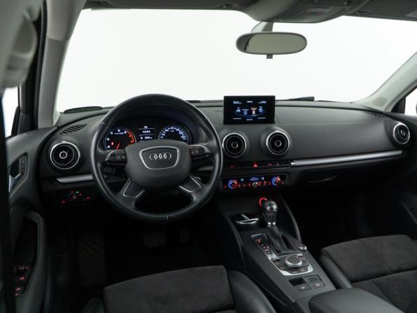 Audi A3 III (8V) с пробегом 2015 года, цена 1 680 111 рублей, 76672 км, хэтчбек, Автокод Объявления