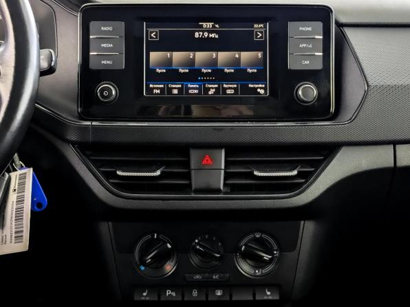 Volkswagen Polo VI с пробегом 2022 года, цена 1 529 000 рублей, 58455 км, лифтбек, Автокод Объявления