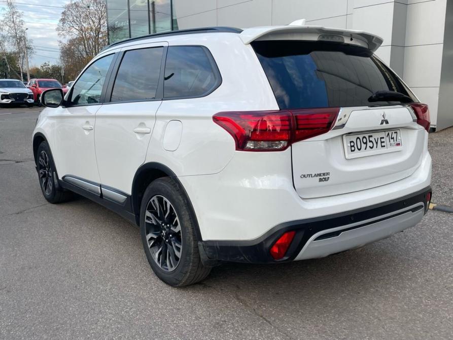 Mitsubishi Outlander III Рестайлинг 3 Санкт-Петербург  - изображение 6