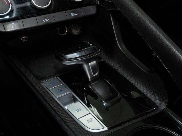 Hyundai Elantra VII (CN7) Рестайлинг с пробегом 2023 года, цена 1 750 000 рублей, 70100 км, седан, Автокод Объявления