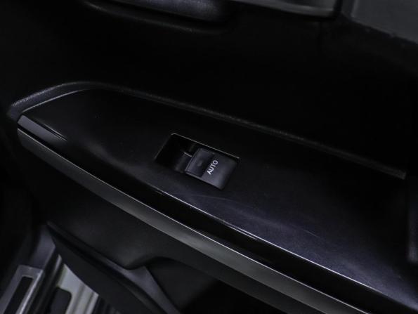 Toyota Land Cruiser 200 Series Рестайлинг 2 с пробегом 2019 года, цена 7 600 000 рублей, 160046 км, внедорожник, Автокод Объявления